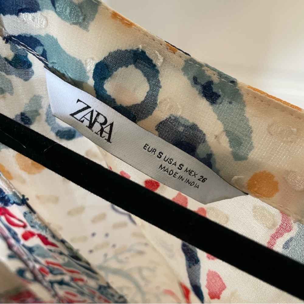 Zara Swiss Dot Duster Shirtdress in Floral Paisley Print - Size Small - Picture 9 of 13